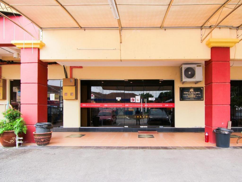 Oyo 11343 Hotel Putra Iskandar Seri Iskandar Εξωτερικό φωτογραφία