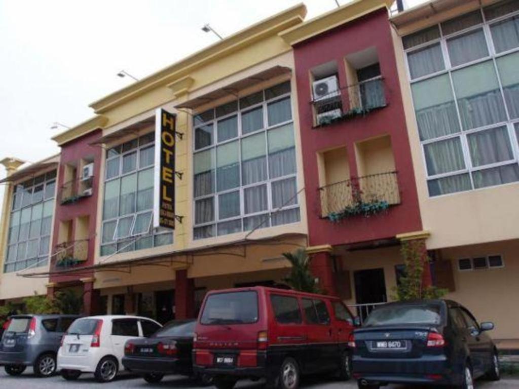 Oyo 11343 Hotel Putra Iskandar Seri Iskandar Εξωτερικό φωτογραφία