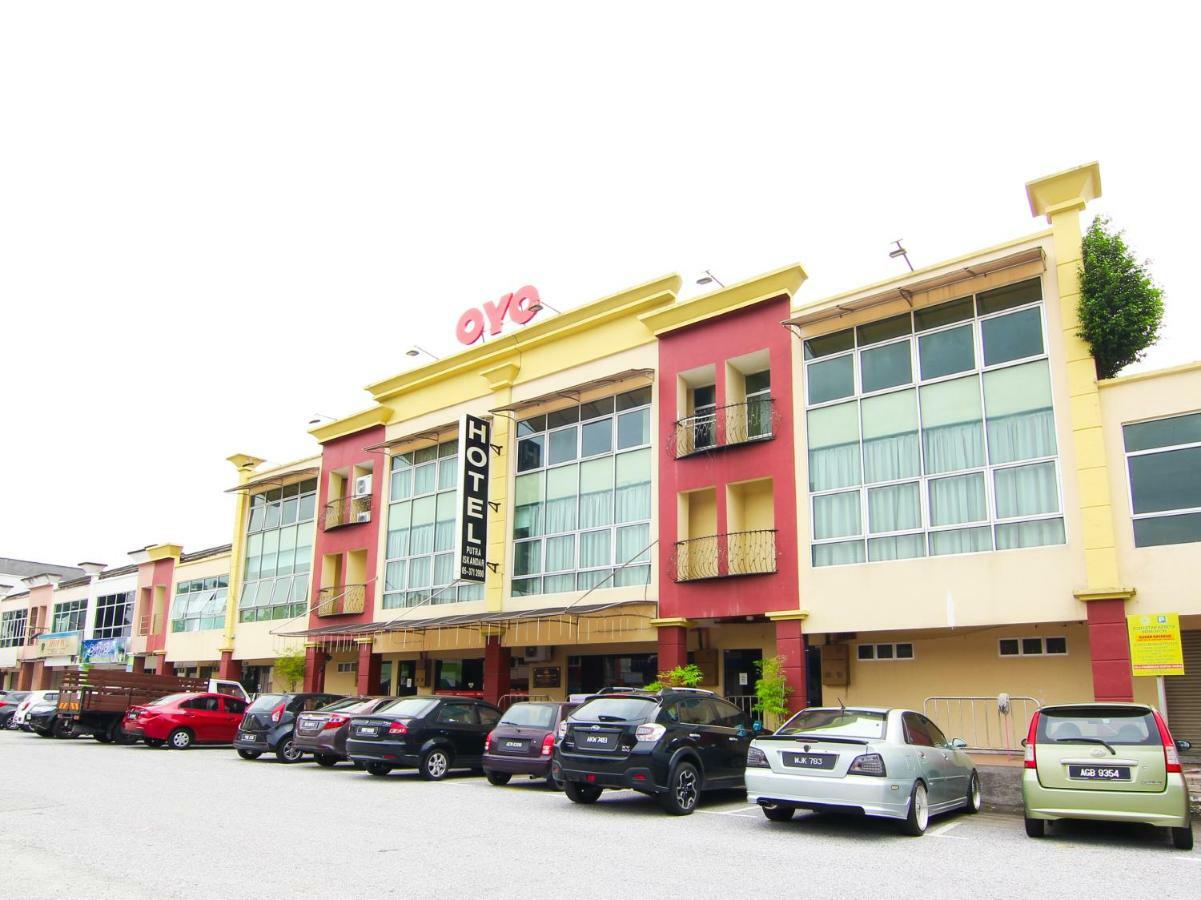Oyo 11343 Hotel Putra Iskandar Seri Iskandar Εξωτερικό φωτογραφία
