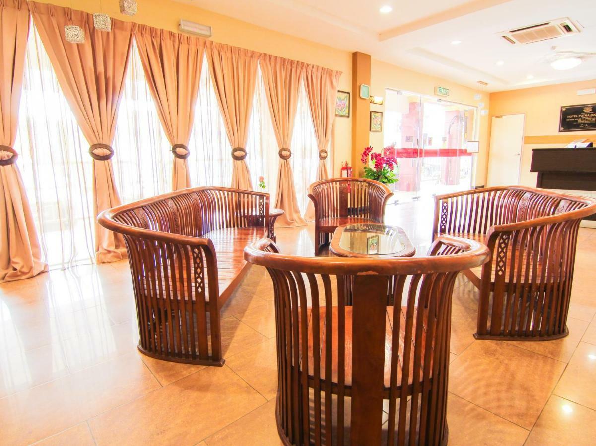 Oyo 11343 Hotel Putra Iskandar Seri Iskandar Εξωτερικό φωτογραφία
