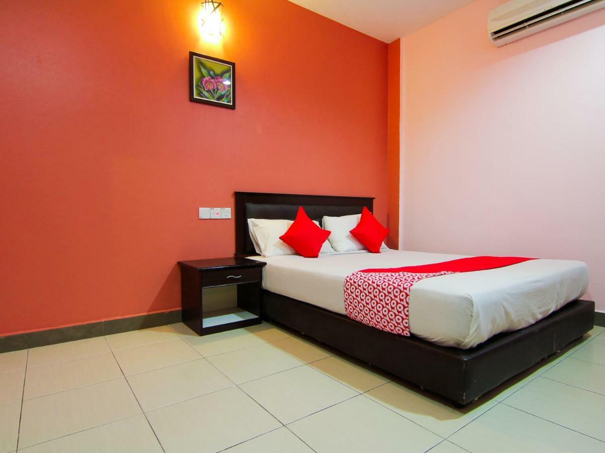 Oyo 11343 Hotel Putra Iskandar Seri Iskandar Εξωτερικό φωτογραφία