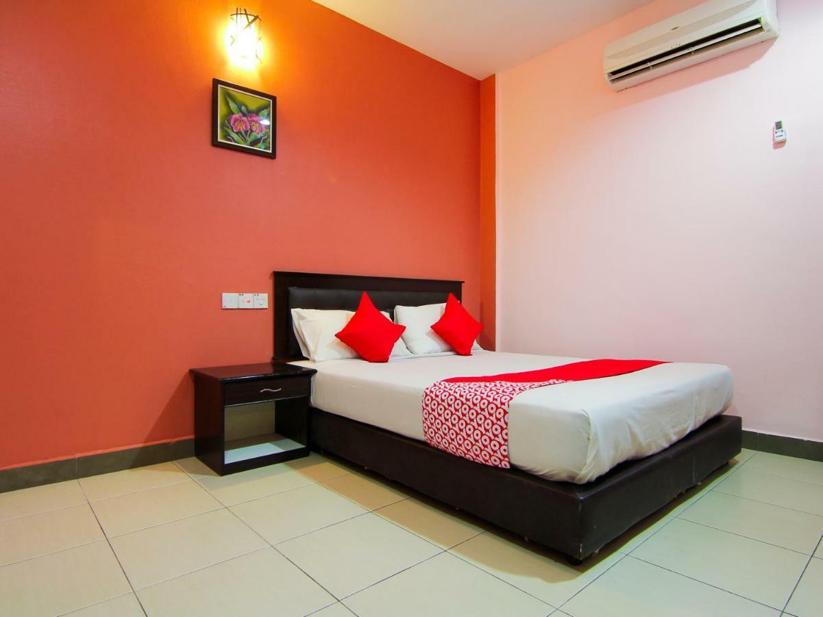 Oyo 11343 Hotel Putra Iskandar Seri Iskandar Εξωτερικό φωτογραφία
