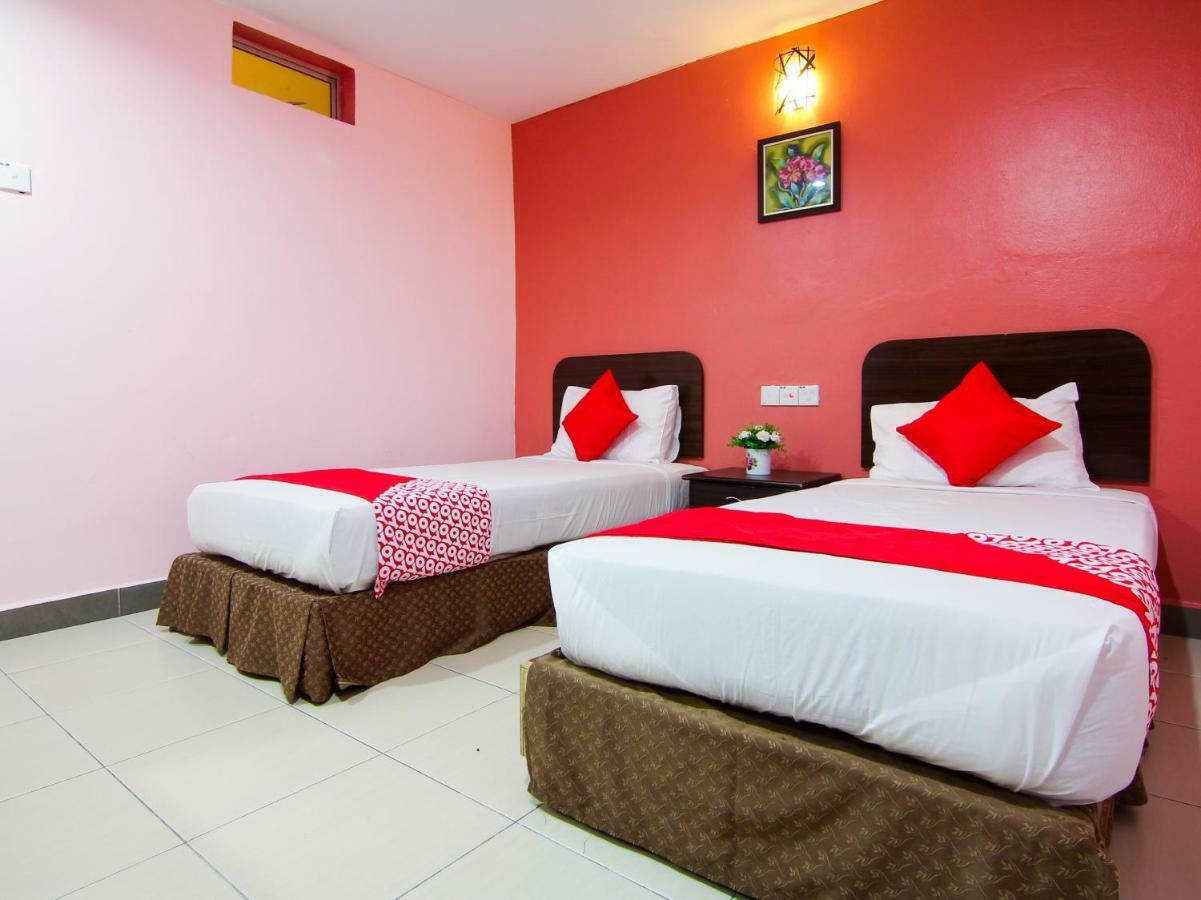 Oyo 11343 Hotel Putra Iskandar Seri Iskandar Εξωτερικό φωτογραφία