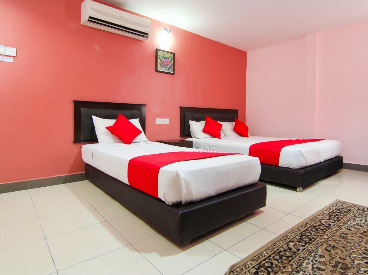 Oyo 11343 Hotel Putra Iskandar Seri Iskandar Εξωτερικό φωτογραφία