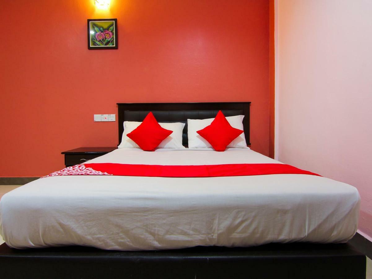 Oyo 11343 Hotel Putra Iskandar Seri Iskandar Εξωτερικό φωτογραφία